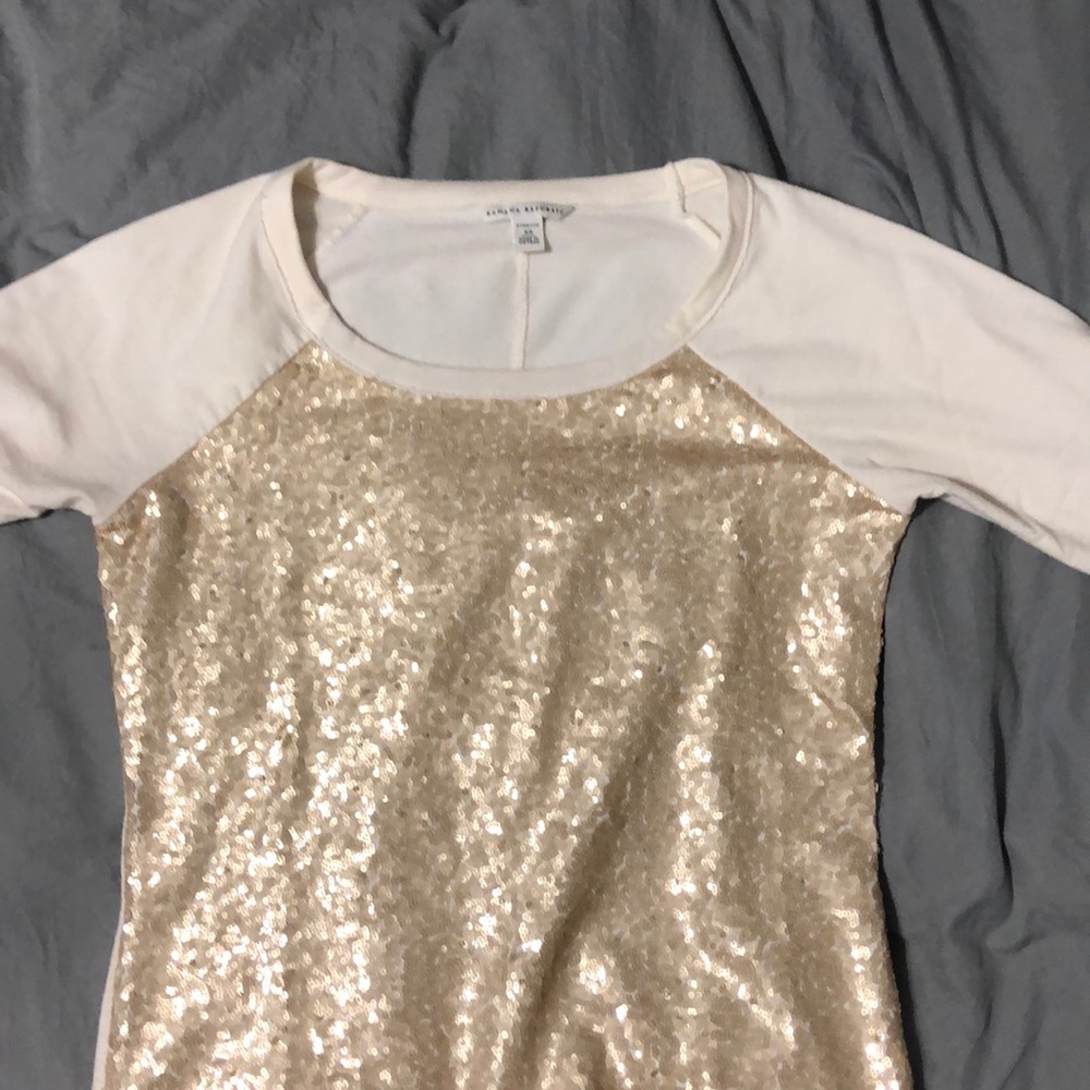 Off white sequins sweatshirt.  Banana republic xs